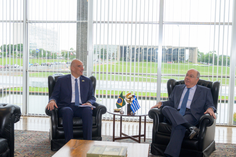 Δένδιας - Βιεϊρά: Υπέγραψαν αμυντικές συμφωνίες μεταξύ Ελλάδας και Βραζιλίας