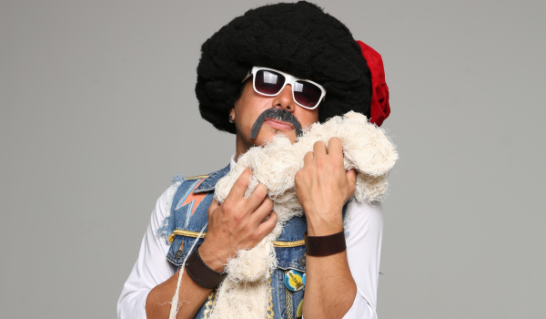 Ο Αποστόλης Μπαρμπαγιάννης επιστρέφει στον Σταυρό του Νότου με νέα παράσταση