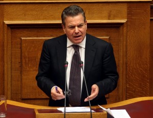 Πετρόπουλος: Το 25% των συνταξιούχων δεν θα έχει καμία μείωση