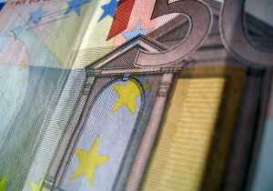 Σημαντικά κέρδη σημειώνει σήμερα το ευρώ