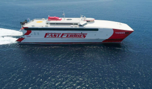 Πάρος: Ταλαιπωρία για 240 επιβάτες λόγω μηχανικής βλάβης στο Thunder