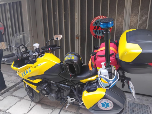 Λάρισα: Νεκρός 75χρονος που έπεσε από μπαλκόνι πολυκατοικίας