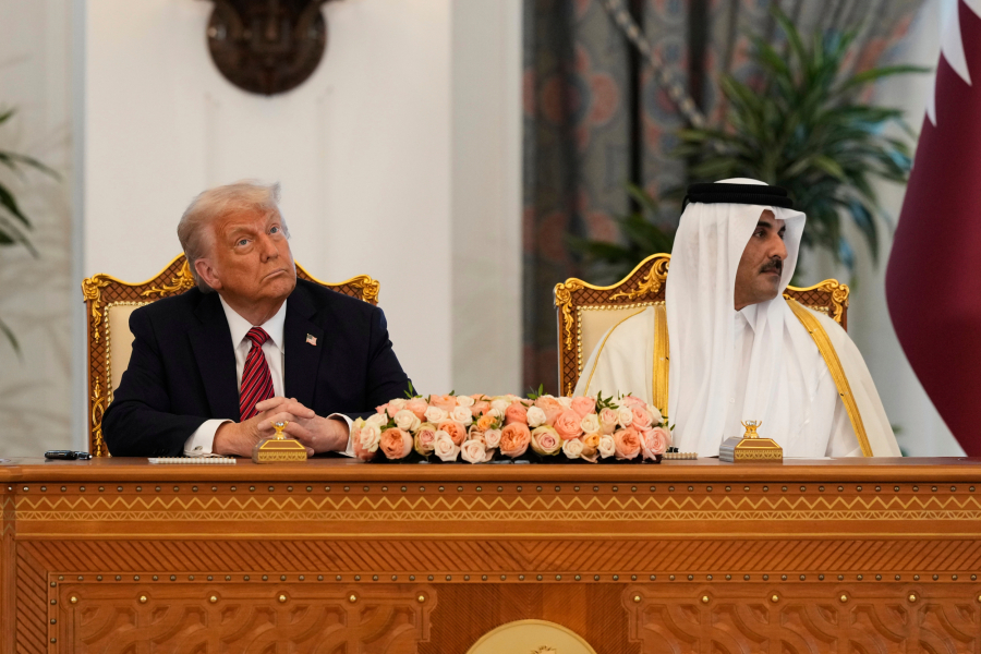 Τραμπ - αλ Θάνι: Επιβεβαίωσαν τη σχέση ΗΠΑ - Κατάρ, υπέγραψαν διακήρυξη συνεργασίας