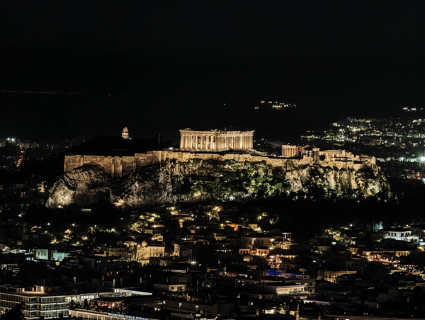 Η Αθήνα τη νύχτα είναι αλλιώς και το Xiaomi 17 Ultra το αποδεικνύει