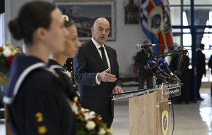 «Πύραυλος» Δένδια