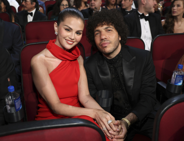 Ο Μπένι Μπλάνκο ορκίζεται αιώνια αγάπη στη Σελίνα Γκόμεζ