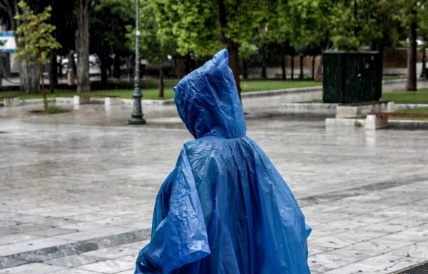 «Θα πούμε το νερό νεράκι»: Κολυδάς και Τσατραφύλλιας εξηγούν τι καιρό θα κάνει τον Νοέμβριο