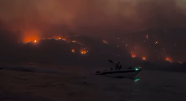 Ιεράπετρα: Βίντεο φρίκης μέσα από τη θάλασσα - Στάχτη εκατοντάδες στρέμματα δάσους