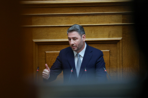 Ανδρουλάκης: «κ. Μητσοτάκη είστε το «βαθύ κράτος» του ρουσφετιού, o εντολέας των υποκλοπών- Εκλογές τώρα»