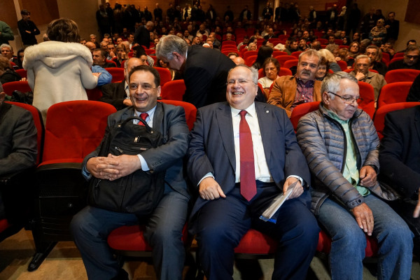 Κύκλοι του ΠΡΑΤΤΩ για Καμμένο: Επιθέσεις ανευθυνότητας