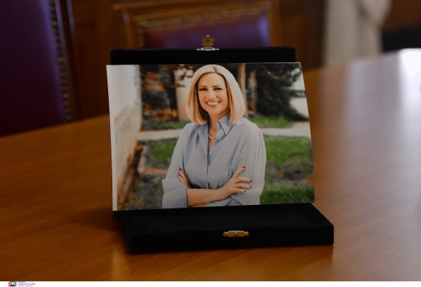 Σήμερα το τελευταίο «αντίο» στην Φώφη Γεννηματά - Στη Μητρόπολη από τις 10:00 το λαϊκό προσκύνημα