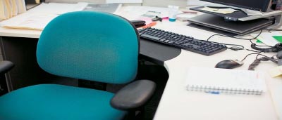 Ποιοι υπάλληλοι υπουργείων βγαίνουν σε διαθεσιμότητα