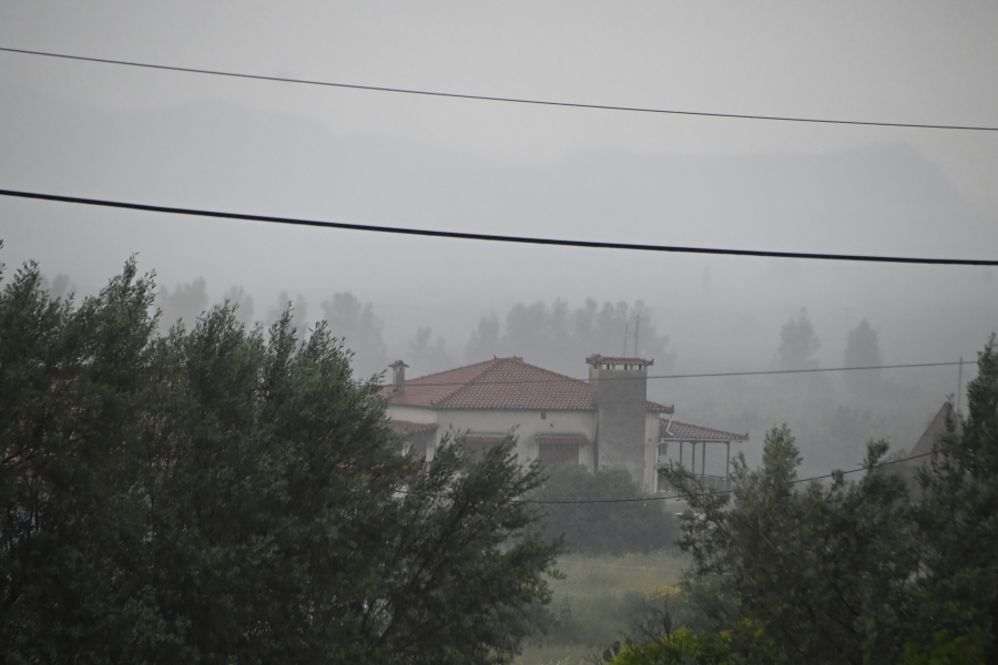 Χαλάει ο καιρός: Οι περιοχές που θα περάσει η κακοκαιρία - εξπρές με καταιγίδες
