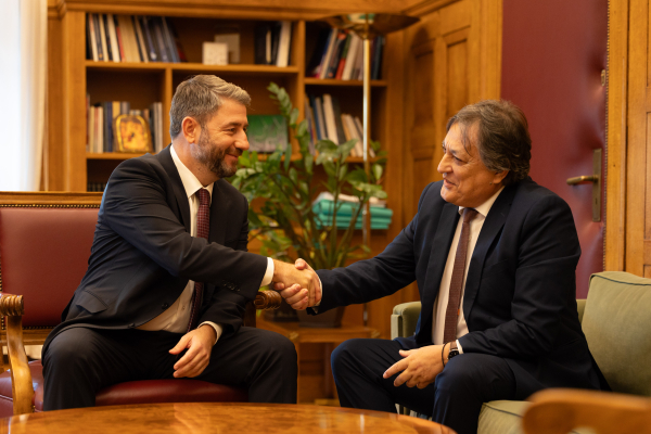 Αυλωνίτης: «Αν το ΠΑΣΟΚ συνεργαστεί με τη ΝΔ, εγώ πάω σπίτι μου» - Επιμένει για Τσίπρα
