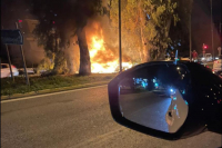 Σοκαριστικές εικόνες από το τροχαίο με νεκρό στη Βούλα, άμορφη μάζα η Ferrari