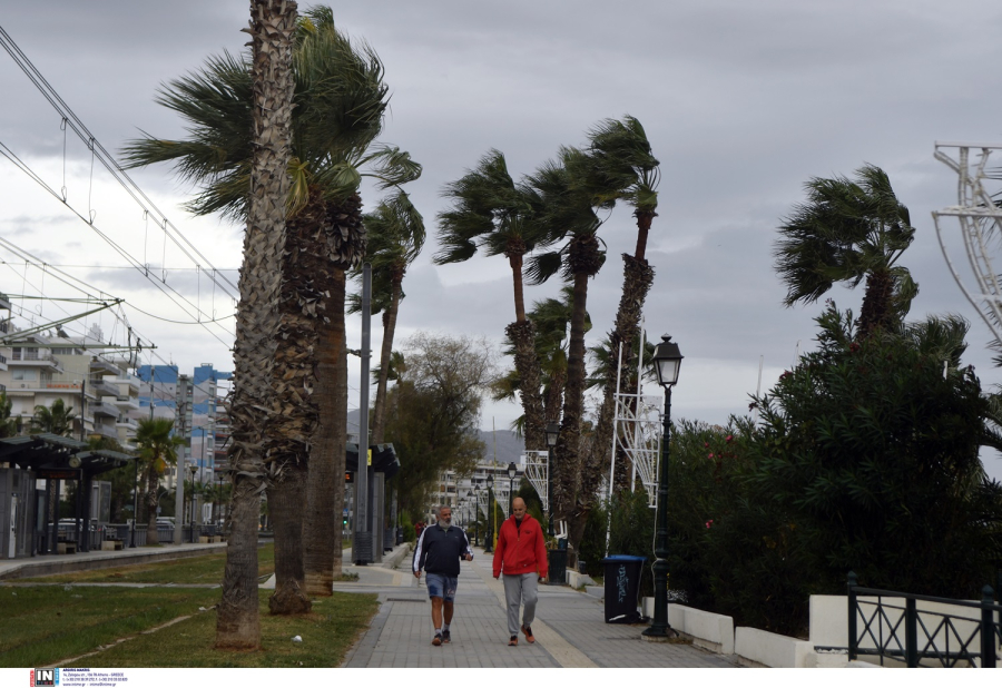 Καιρός 7/1: «Τρέχει» το έκτακτο δελτίο της ΕΜΥ, καταιγίδες και άνεμοι έως 9 μποφόρ - Το μπουρίνι «σάρωσε» την Αθήνα