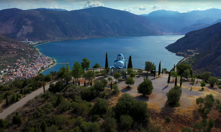 Το παραθαλάσσιο χωριό για να περάσετε οικονομικά τα Σαββατοκύριακα του Σεπτεμβρίου