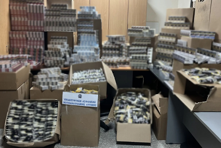 Διακινούσαν λαθραία τσιγάρα στα νότια προάστια - 168.000 ευρώ οι διαφυγόντες δασμοί και φόροι