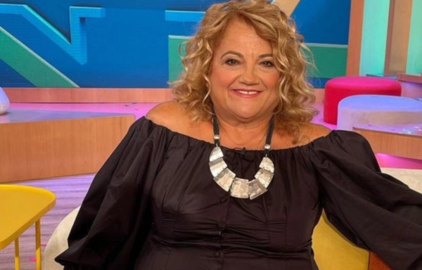 Ελένη Καστάνη: Η μεγάλη αλλαγή στην εμφάνισή της (βίντεο)