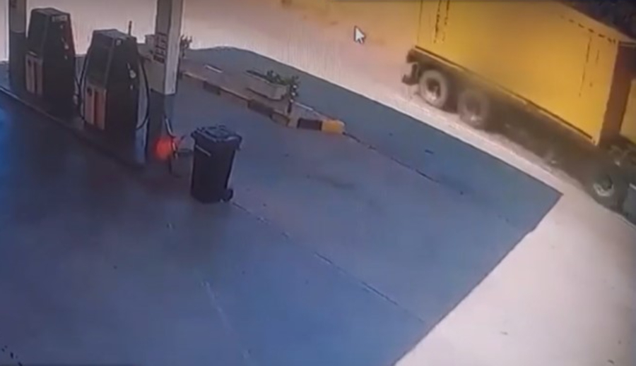 Τραγωδία στο Δίστομο: Νεκρός οδηγός φορτηγού - Βίντεο με το όχημα λίγο πριν πέσει στον γκρεμό