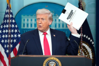 Τραμπ: Η ατάκα γρίφος για τη Γροιλανδία και ο χαρακτηρισμός… γατάκια για Μακρόν - Στάρμερ