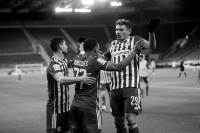 Καλπάζει αήττητος προς τον τίτλο της Super League 1 o Ολυμπιακός, 3-1 τον Παναιτωλικό