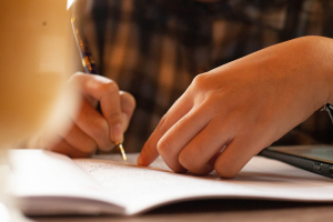 ΟΛΜΕ: «Λύστε τα φλέγοντα ζητήματα της Παιδείας και μετά μιλήστε μας για αξιολόγηση»