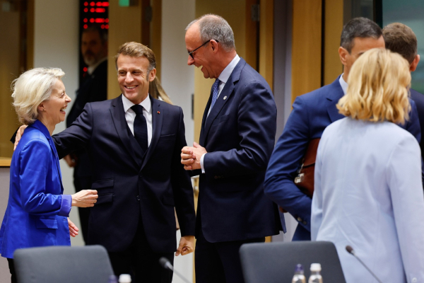 Αδέξια και αδύναμη η Ευρώπη - Επίδειξη ανικανότητας σε μια επιθετική Ρωσία, εχθρική Κίνα και χλευαστικές ΗΠΑ