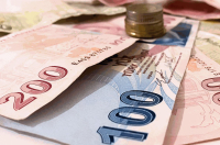Νέο χαμηλό ρεκόρ της τουρκικής λίρας έναντι του δολαρίου