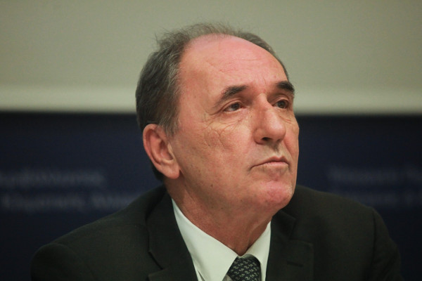 «Πράσινο φως» δίνει ο Σταθάκης στη δημιουργία αποτεφρωτηρίου νεκρών στον Ελαιώνα