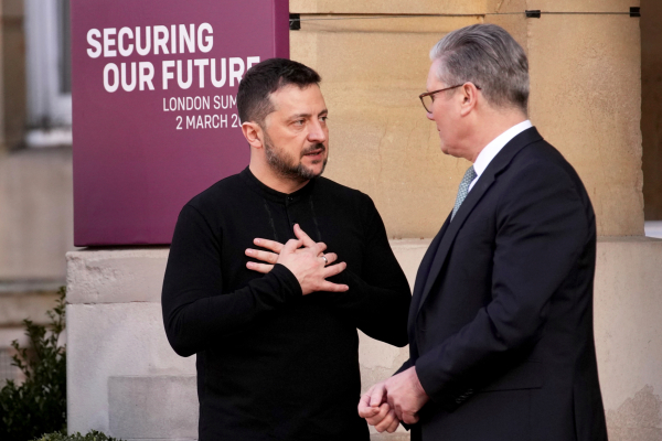 Η Ουκρανία έλαβε τα πρώτα χρήματα από τη Βρετανία