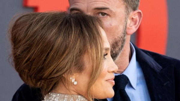 Νέο άλμπουμ και ταινία από τη Τζένιφερ Λόπεζ