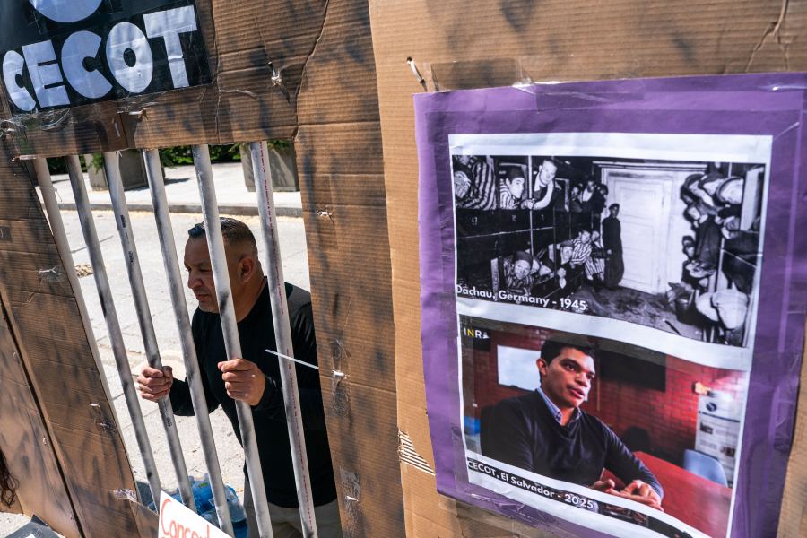 Λογοκρισία στο CBS: «Πάγωσε» στο παρά ένα έρευνα του "60 Minutes" για τη φυλακή CECOT στο Ελ Σαλβαδόρ