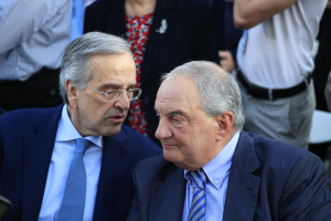 Η αντίδραση Μαξίμου στο «ραντεβού» Σαμαρά - Καραμανλή