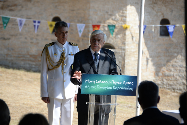 Παυλόπουλος για παρακολουθήσεις: «Οι φορείς της εξουσίας ν’ αναλαμβάνουν την πολιτική ευθύνη που τους αναλογεί»