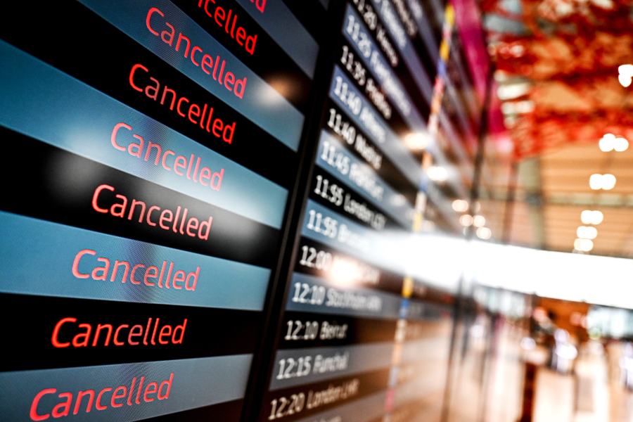 Γερμανία: «Μπλακάουτ» σε 11 αεροδρόμια- Οι απεργίες ακυρώνουν χιλιάδες πτήσεις