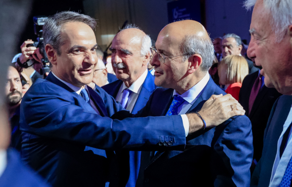 16ο Συνέδριο ΝΔ - Χατζηδάκης: Να είμαστε παρόντες στα εύκολα και στα δύσκολα