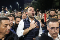 Απανωτά τα σόου Κασσελάκη: «Είμαι με την πλέμπα και όχι τους VIP»