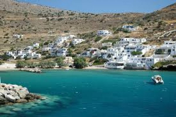 Η Σίκινος ο πρώτος ελληνικός δήμος χωρίς πλαστικά καλαμάκια