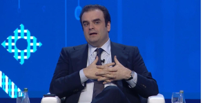 Πιερρακάκης: Η Ευρώπη είναι ανθεκτική, αλλά οι αγορές παρακολουθούν στενά τα δημόσια οικονομικά μας