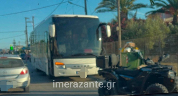 Ζάκυνθος: Σε σοβαρή κατάσταση 18χρονος Βρετανός έπειτα από σύκγρουση γουρούνας με πούλμαν