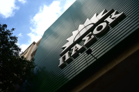 ΠΑΣΟΚ για την παραίτηση του Ευθύμη Μπακογιάννη: «Να δώσει εξηγήσεις η κυβέρνηση για το σκάνδαλο στις πολεοδομίες»