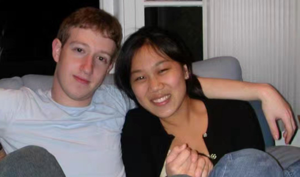 Ζούκερμπεργκ, ο ρομαντικός: Ηχογράφησε διασκευή του τραγουδιού που έπαιζε όταν γνώρισε την Πρισίλα