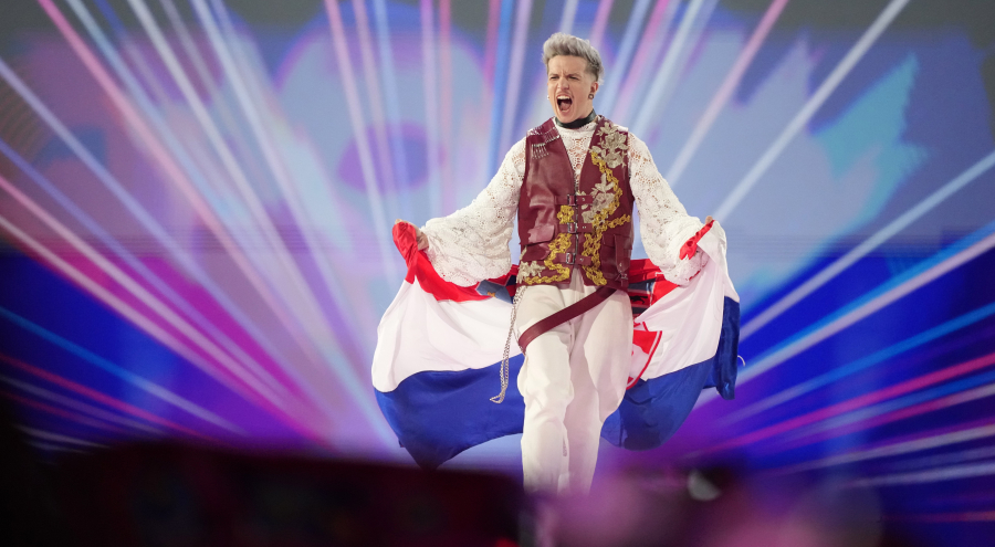 O Baby Lasagna στο Dnews για τη Eurovision, τη Μαρίνα Σάττι και τα 50.000 δολάρια που αρνήθηκε