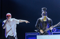 Οι Limp Bizkit ήρθαν στο Release Athens 2026 και ισοπέδωσαν την Πλατεία Νερού - Δείτε φωτογραφίες