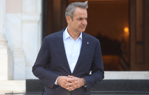 Με Ειδικά Δικαστήρια και μεγάλες δίκες έως τις εκλογές η κυβέρνηση