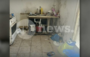 Άγιοι Ανάργυροι: Σε αυτό το σπίτι ζούσαν σε άθλιες συνθήκες τα τρία παιδιά (βίντεο)