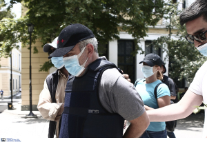 «Ψευτογιατρός»: Σήμερα η απόφαση του ΜΟΔ για την υπόθεση του «Δόκτορα Κόντος»