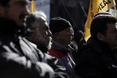 Ποιοι δικαιούνται Εθνική Σύνταξη - Παραδείγματα