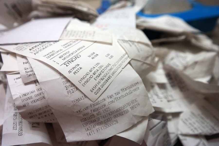 Όργιο φοροδιαφυγής στα νησιά